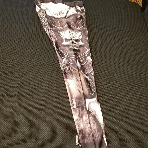 Skull pants - Picture 3 of 5